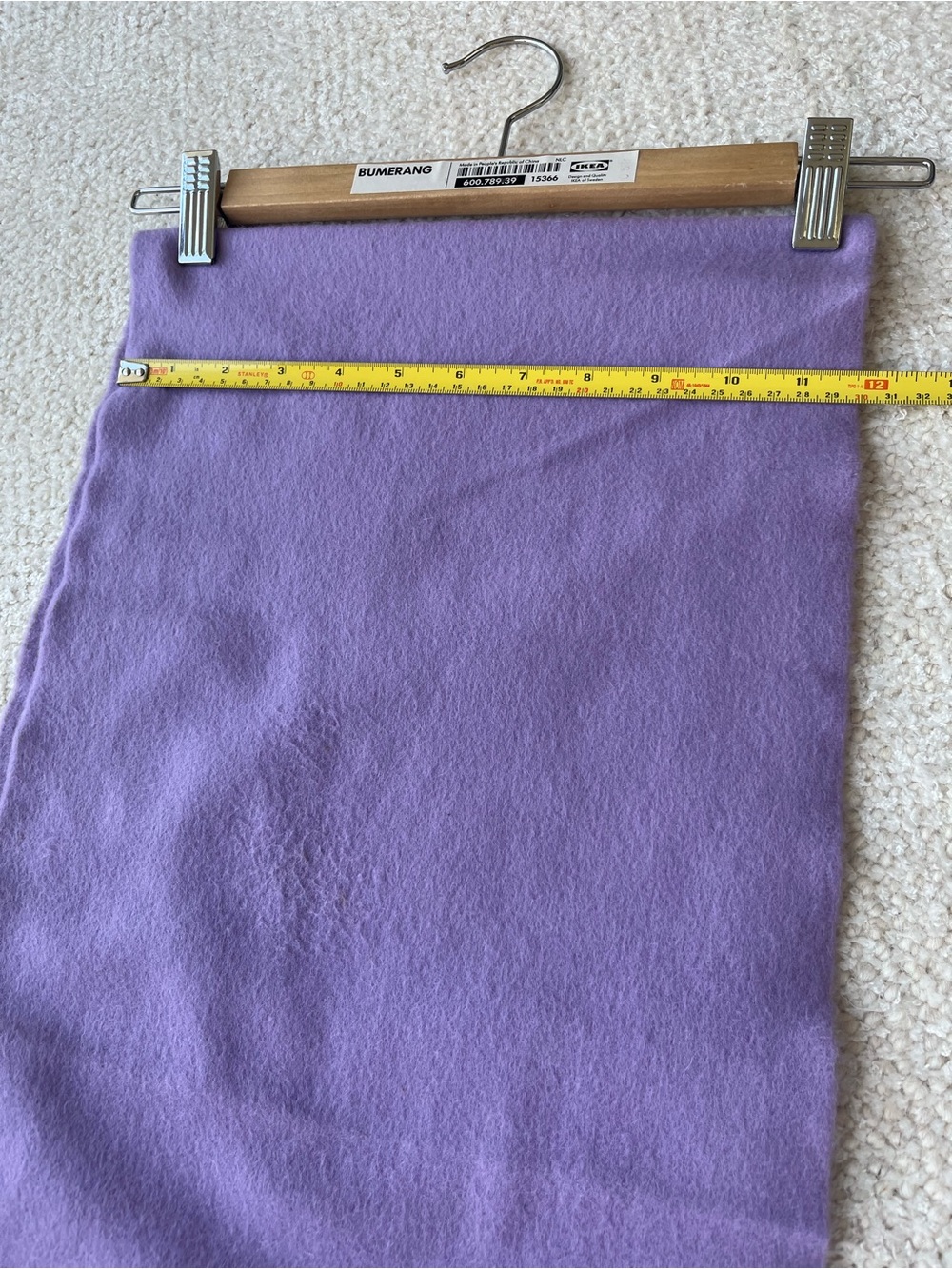Women’s Lavender knit scarf with fringe